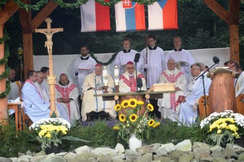 Slávenie eucharistie na Trojmedzí