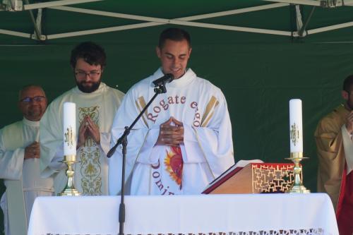 Primičná sv. omša novokňaza Petra Čarneckého